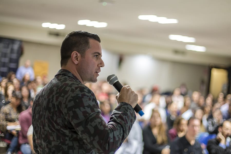 Lázaro Bernstein un gran empresario y conferencista internacional